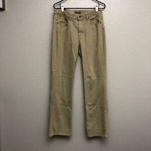 Aura from the Woman at Wrangler Women’s Tan Short‎ Rise Jeans Size 10P